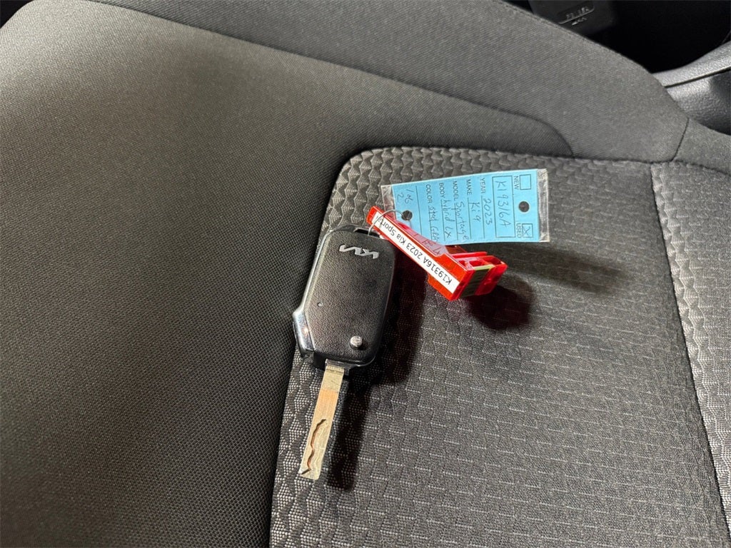 2023 Kia Sportage Hybrid LX AWD