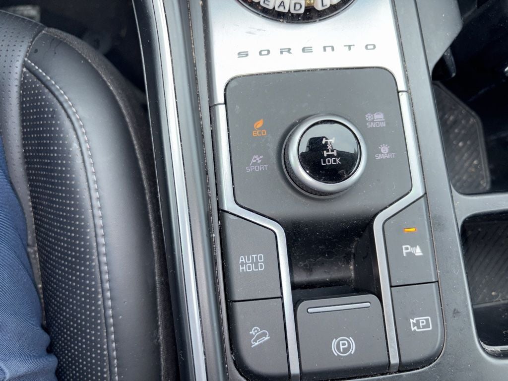 2025 Kia Sorento Hybrid EX
