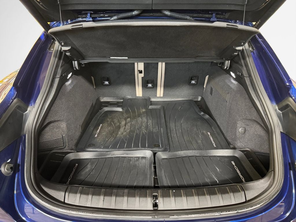 2022 Porsche Taycan Cross Turismo 4