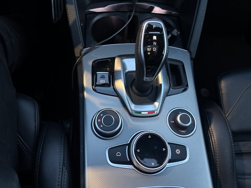 2023 Alfa Romeo Stelvio Veloce