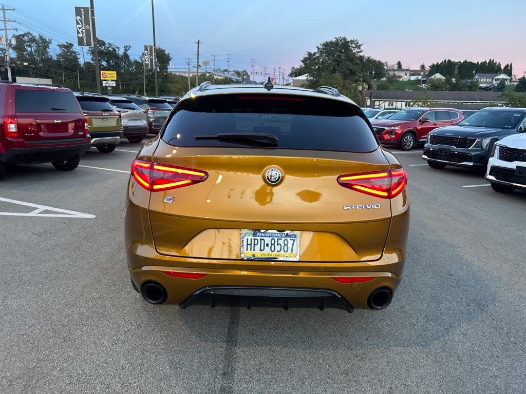 2023 Alfa Romeo Stelvio Veloce