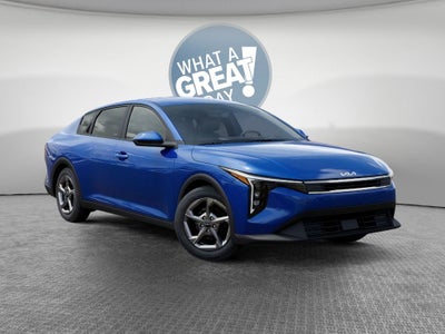 2026 Kia K4 LXS