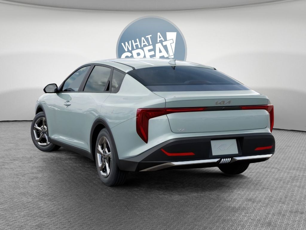 2026 Kia K4 Base