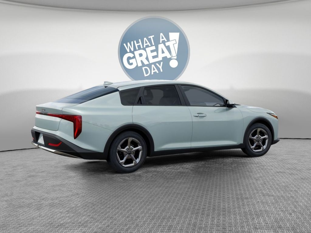 2026 Kia K4 Base