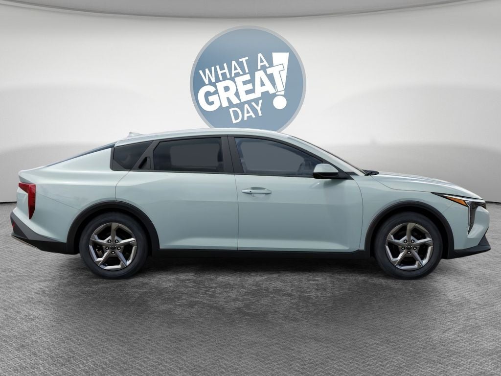 2026 Kia K4 Base