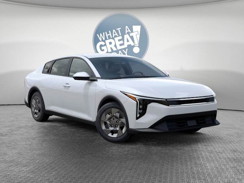 2026 Kia K4 LX