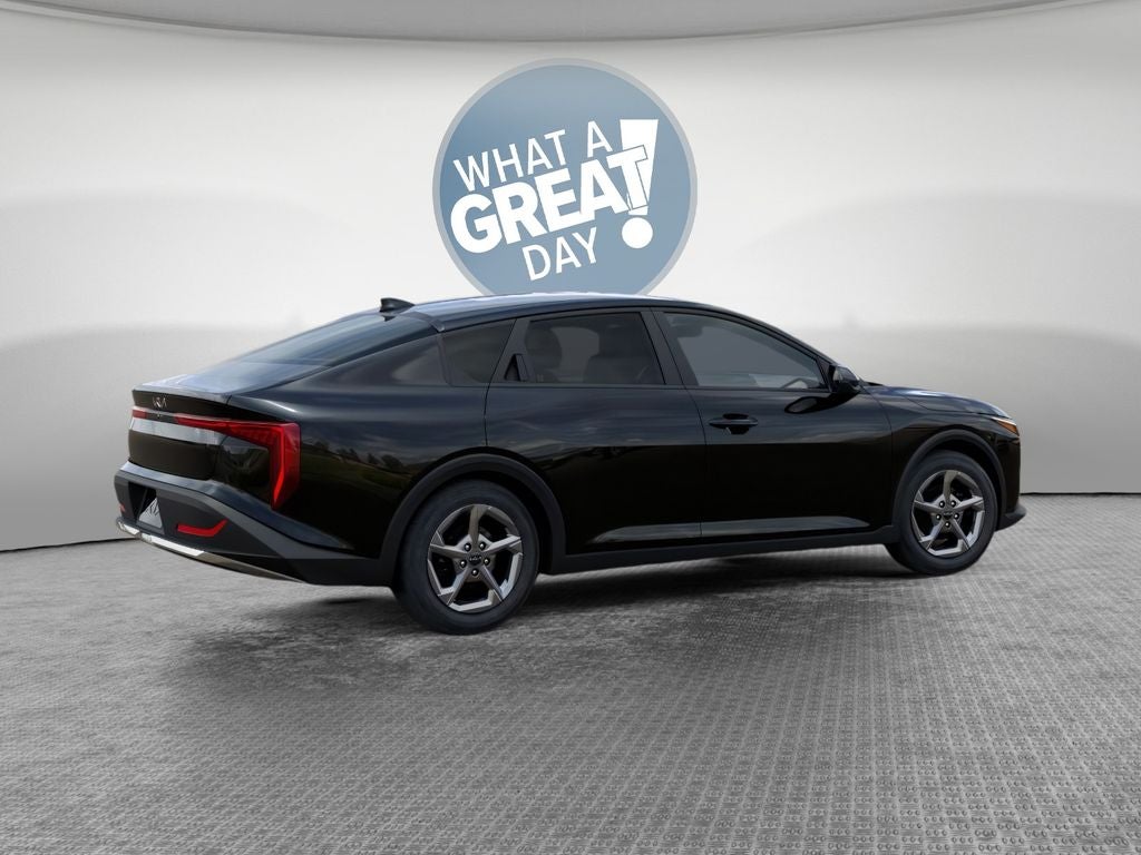 2026 Kia K4 Base
