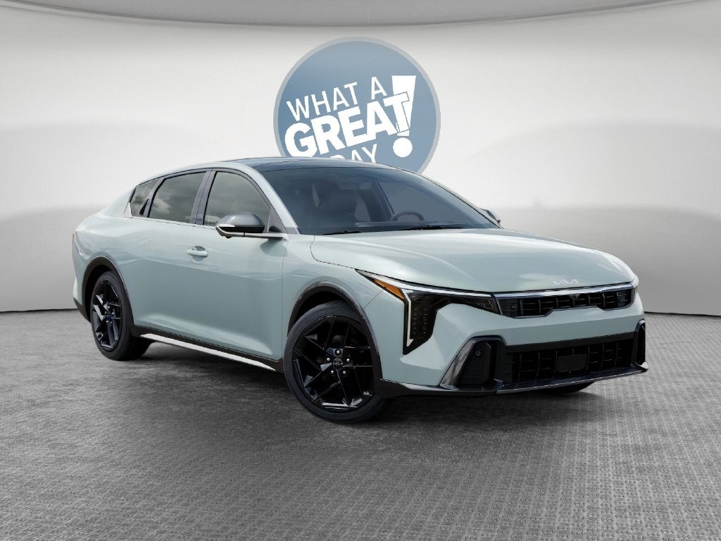 2027 Kia K4 Base