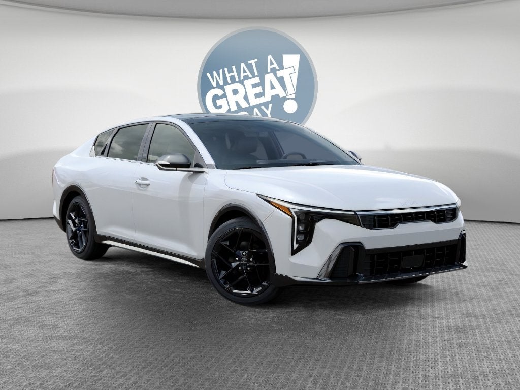 2027 Kia K4 Base