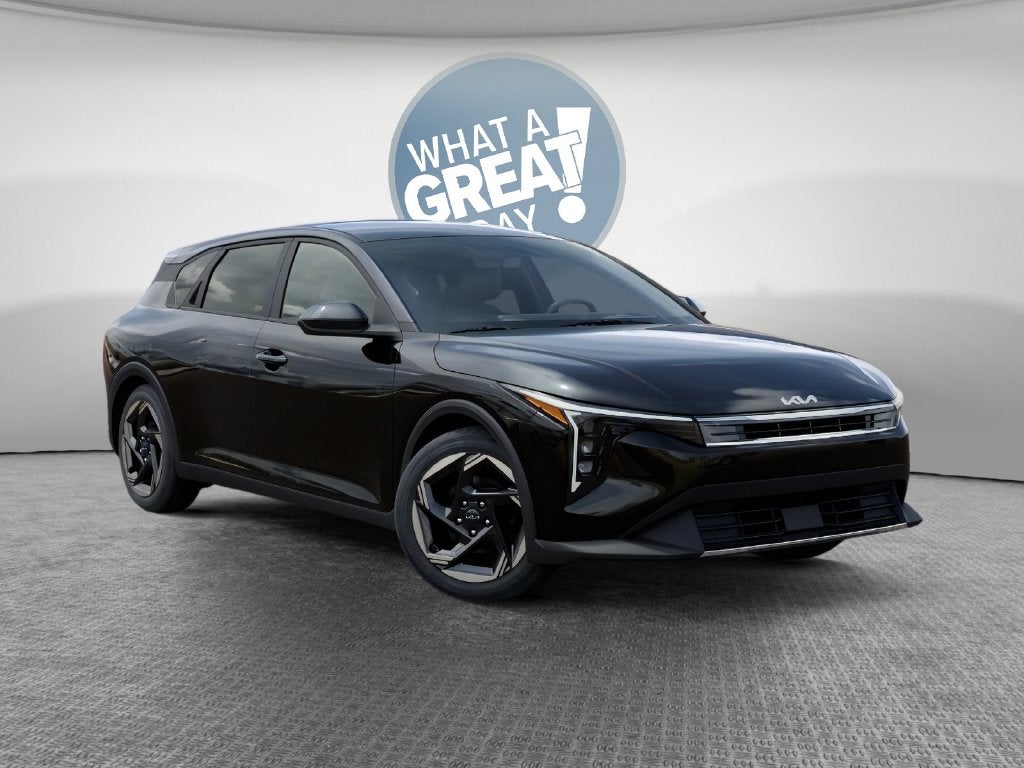 2027 Kia K4 Base