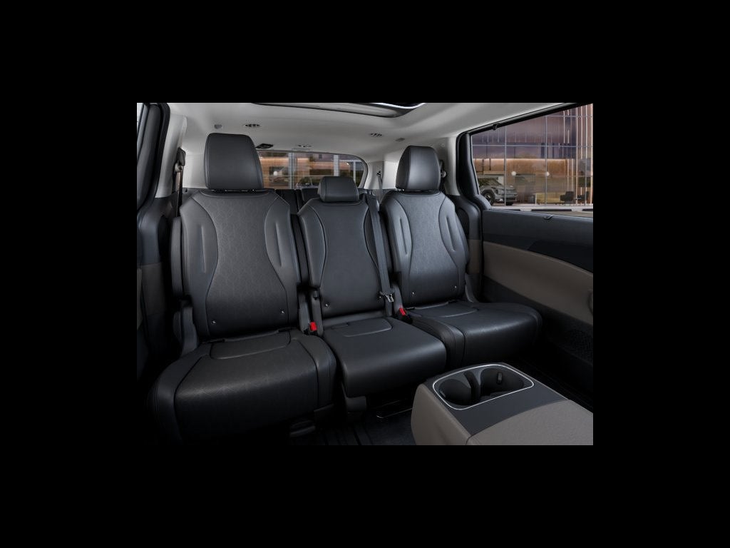2027 Kia Carnival SX